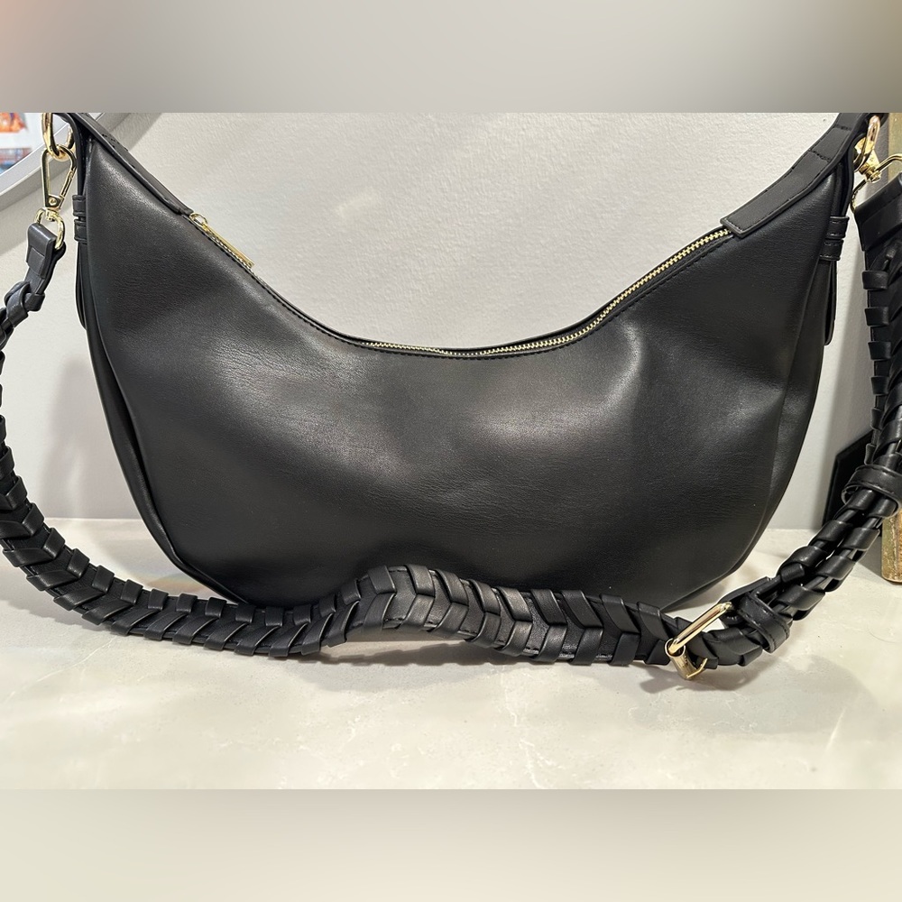 BRAND NEW Jules Kae Black Leather Purse with Gold Hardware